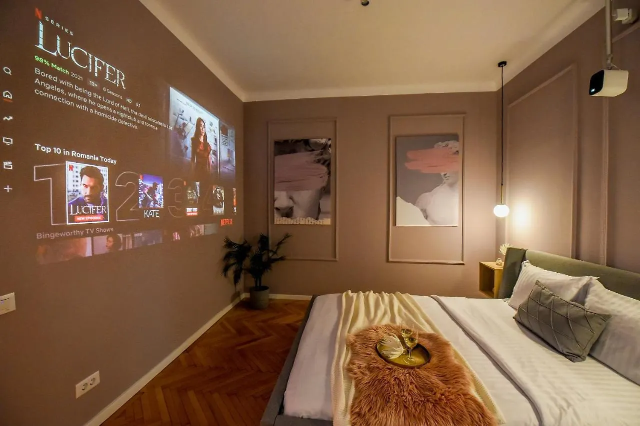 The Rose Gold - Cinema Studio Near Radisson Apartment Bucharest 0*,  Romania