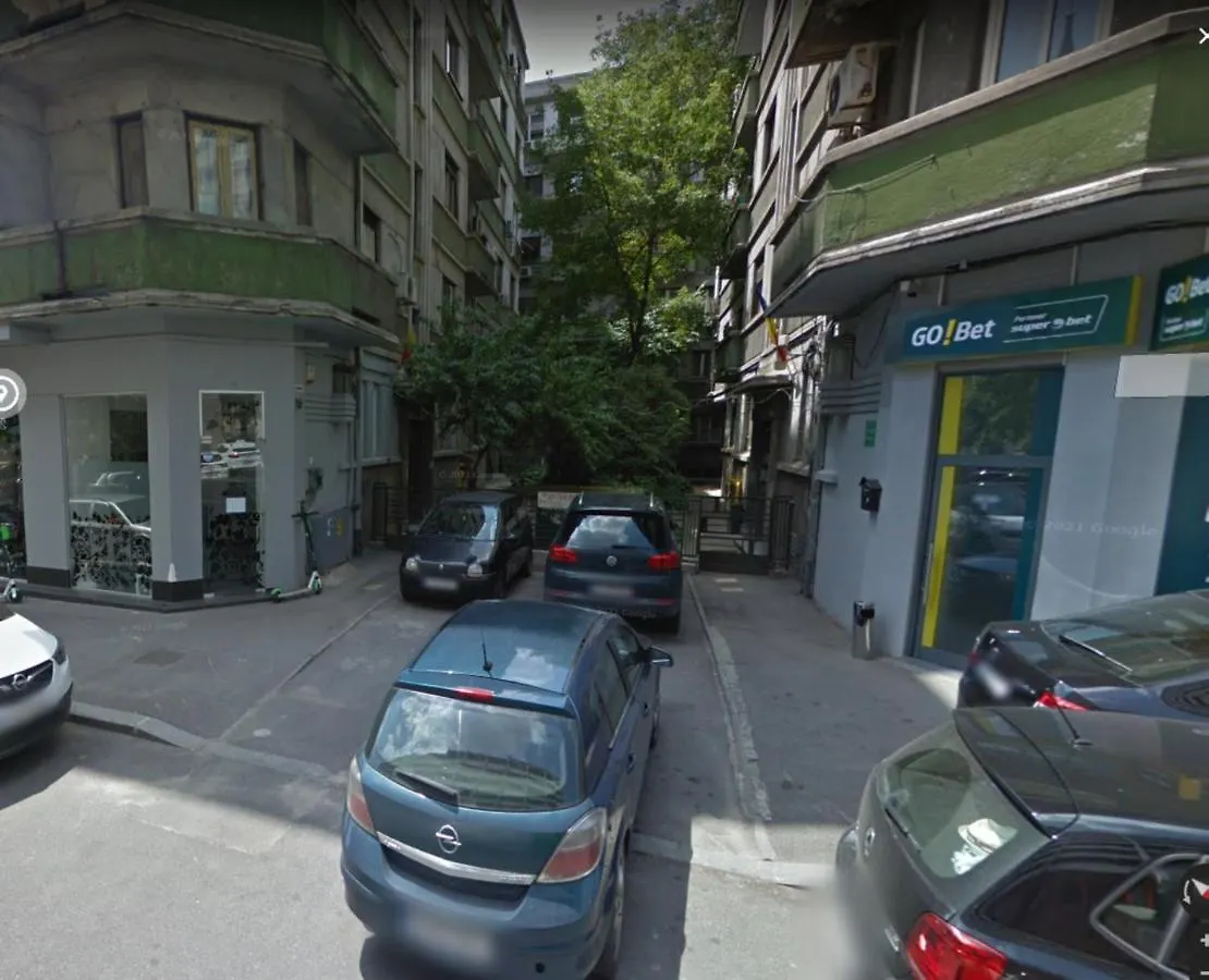 The Rose Gold - Cinema Studio Near Radisson Apartment Bucharest